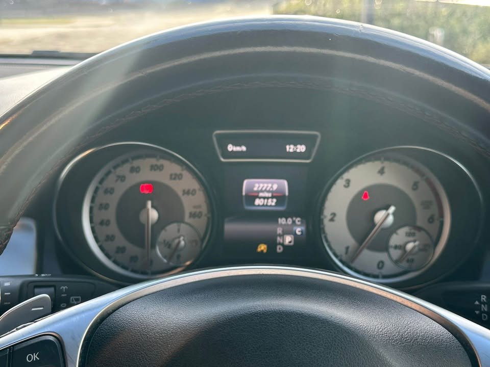 
								2016 Mercedes-Benz gla 220d 4matic am full									