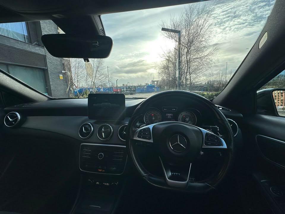 
								2016 Mercedes-Benz gla 220d 4matic am full									