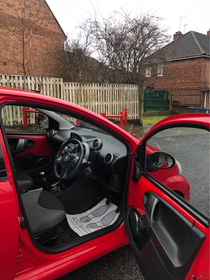 
								2014 Toyota aygo 1.0 vvt-i move full									