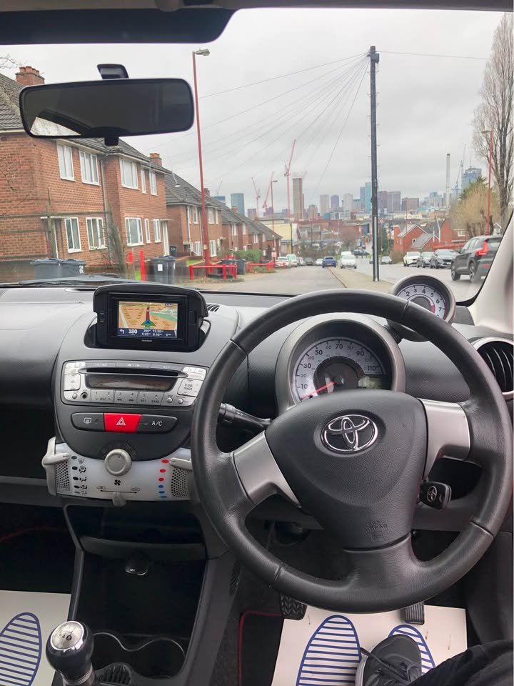 
								2014 Toyota aygo 1.0 vvt-i move full									