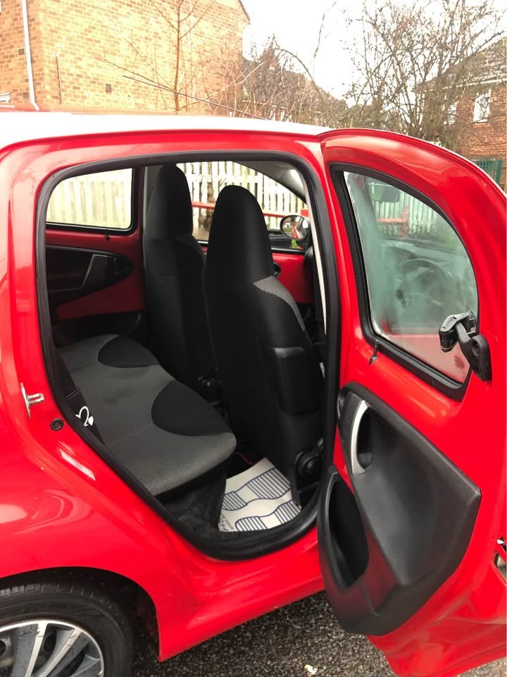 
								2014 Toyota aygo 1.0 vvt-i move full									