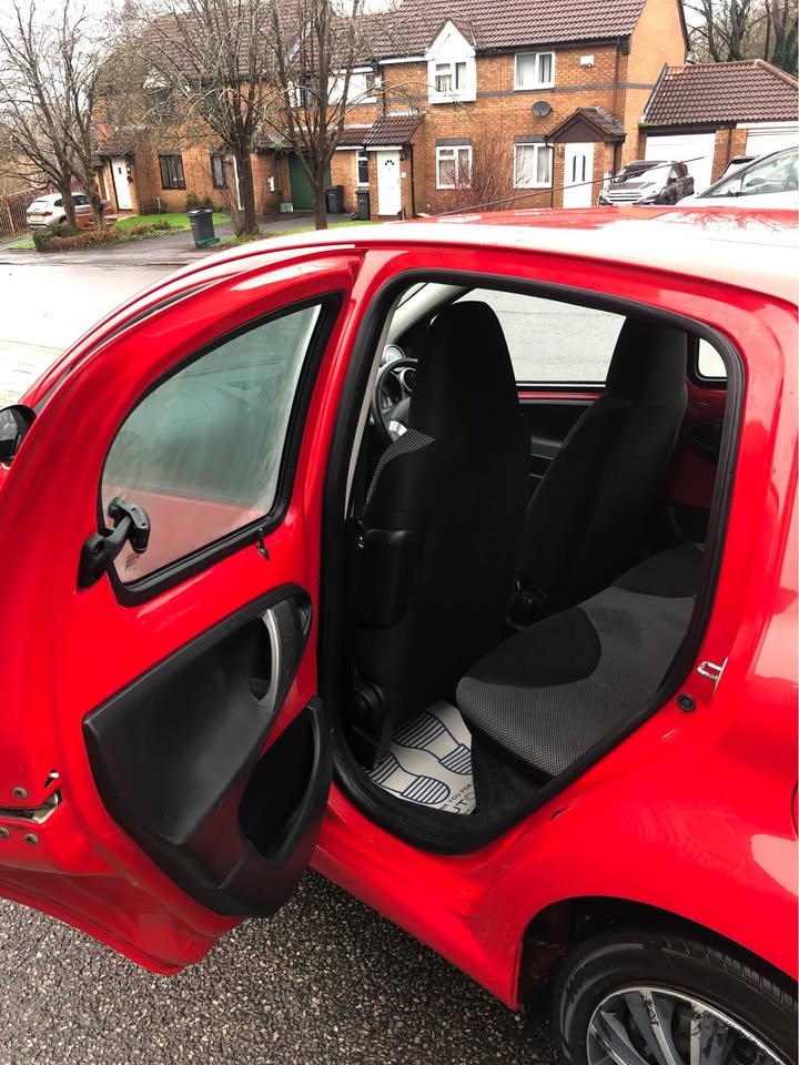 
								2014 Toyota aygo 1.0 vvt-i move full									