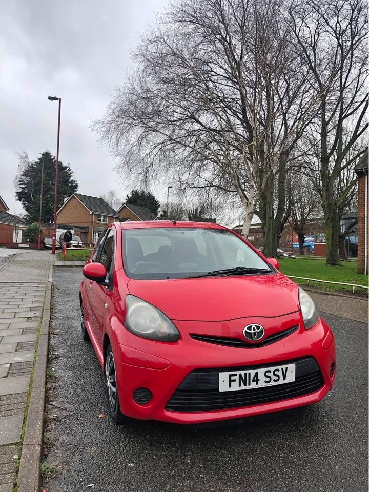 
								2014 Toyota aygo 1.0 vvt-i move full									