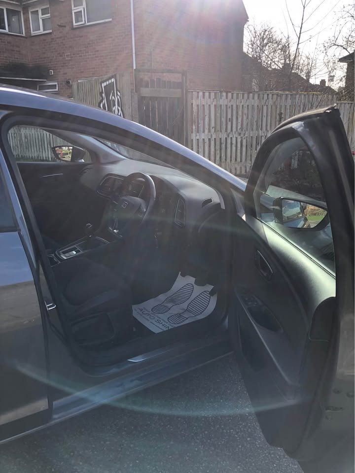 
								2017 SEAT leon fr full									