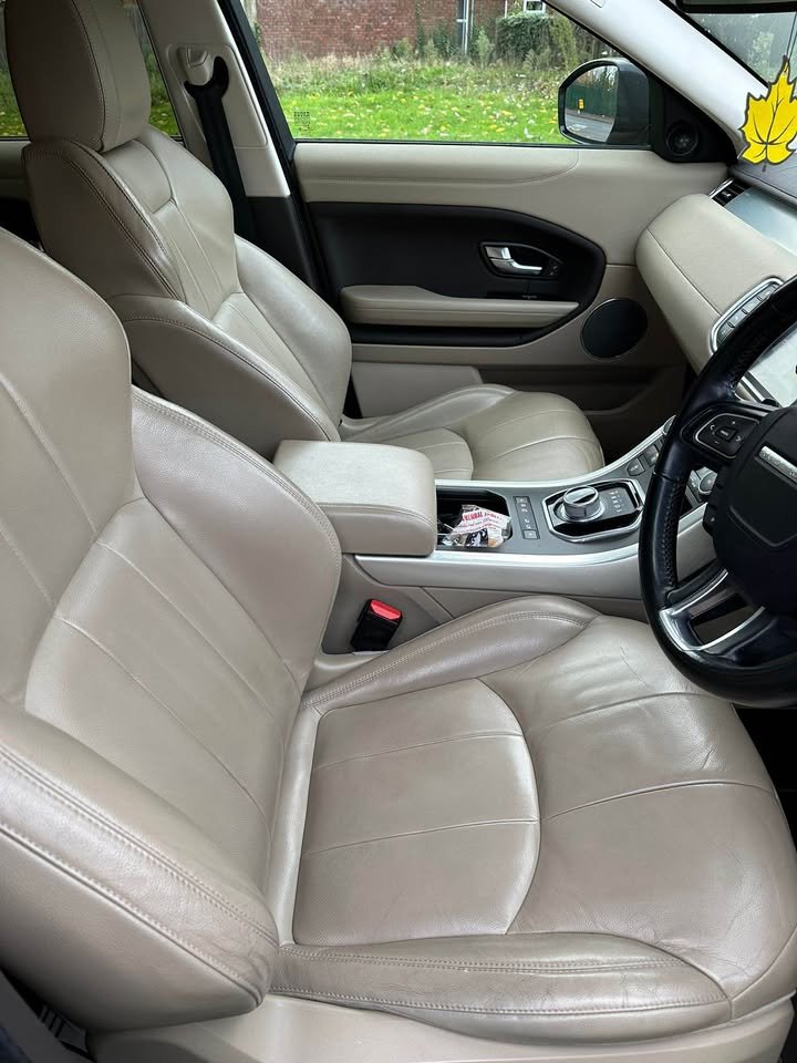 
								2015 Land Rover range rover evoque full									