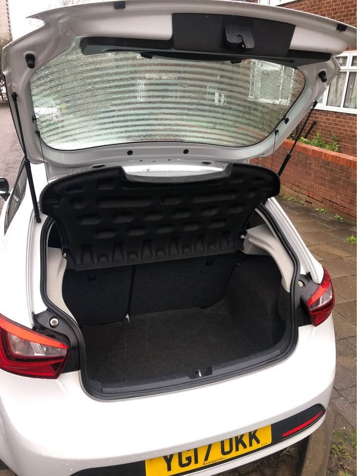 
								2017 SEAT ibiza full									