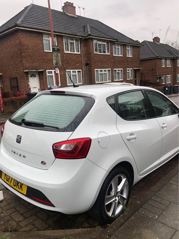 
								2017 SEAT ibiza full									