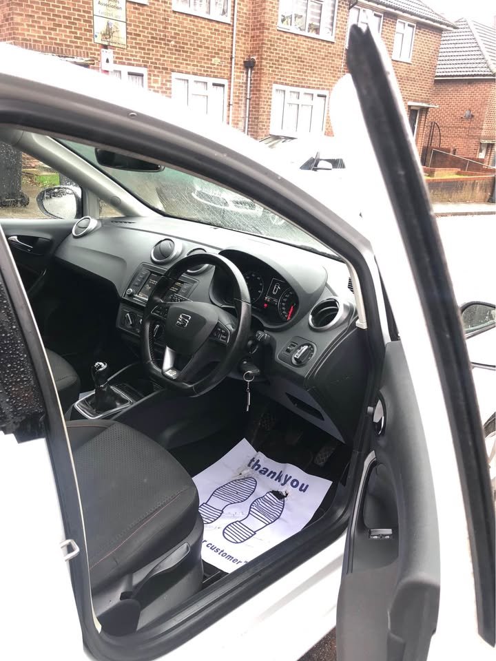 
								2017 SEAT ibiza full									