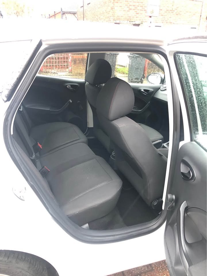 
								2017 SEAT ibiza full									