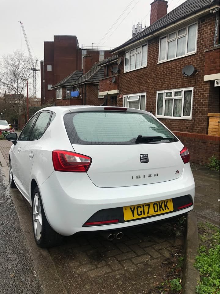 
								2017 SEAT ibiza full									