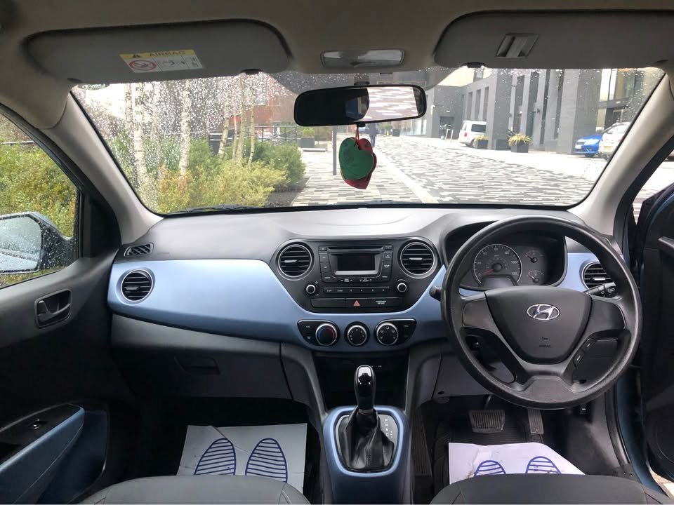 
								2015 Hyundai i10 automatic 1.2 full									
