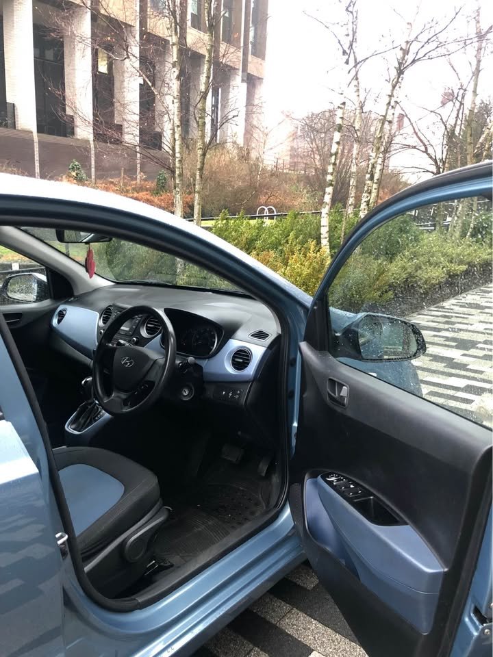 
								2015 Hyundai i10 automatic 1.2 full									