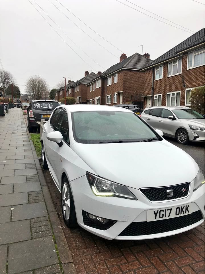 
								2017 SEAT ibiza full									