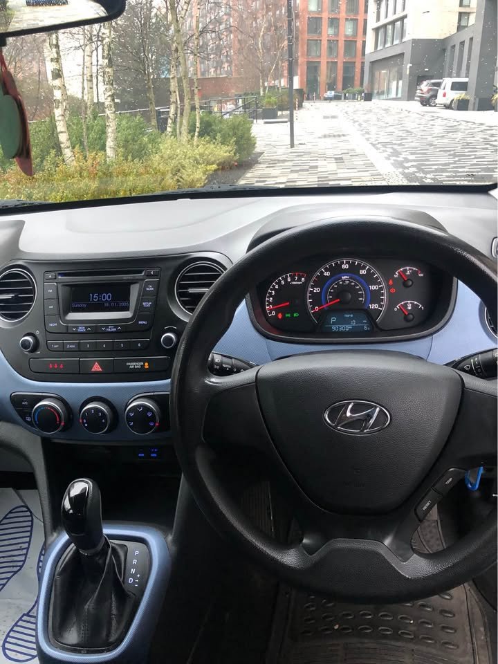 
								2015 Hyundai i10 automatic 1.2 full									