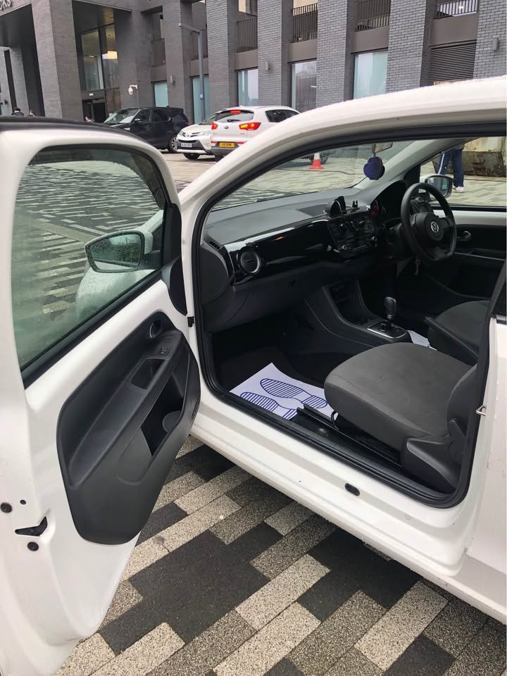 
								2014 Volkswagen up full									