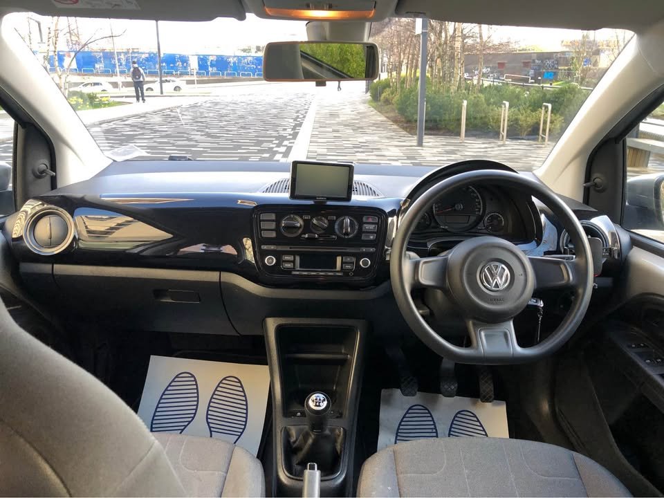 
								2015 Volkswagen up full									