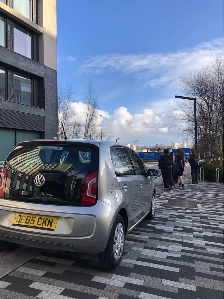 
								2015 Volkswagen up full									