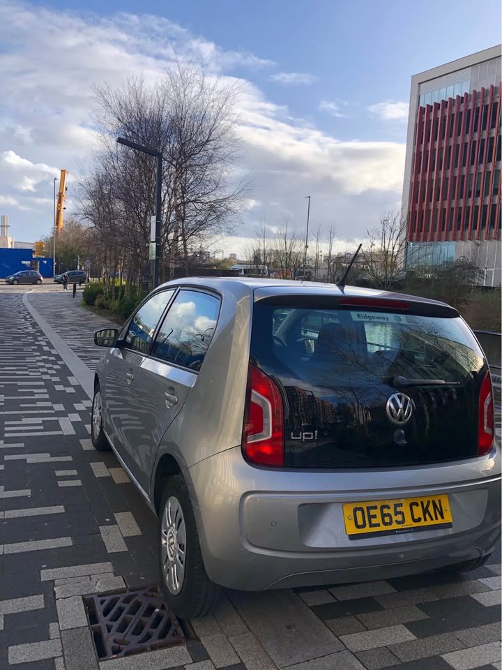 
								2015 Volkswagen up full									