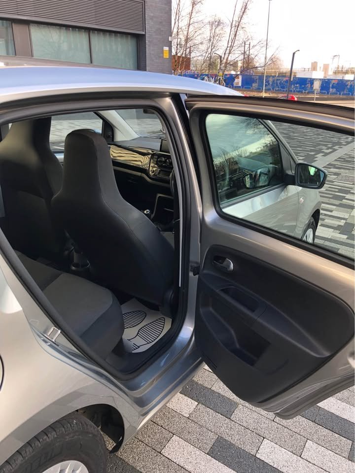 
								2015 Volkswagen up full									