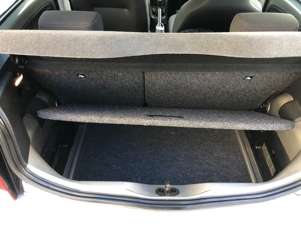 
								2015 Volkswagen up full									